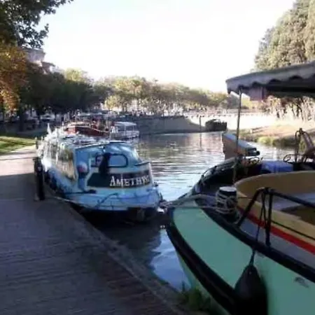 15 Minutes A Pied De La Cite
